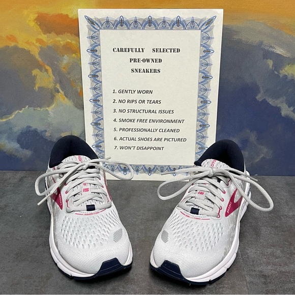 Brooks Addiction GTS 15 Oyster/Peacoat Women's Sneakers Size 6.5B - Picture 2 of 16